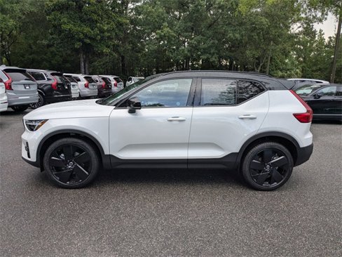 New 2026 Volvo XC40 B5 Ultra image 7