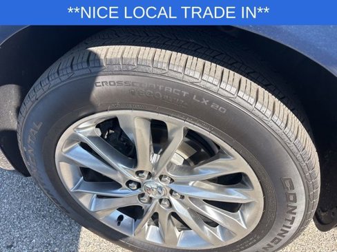 Used 2024 Buick Enclave Avenir w/ Avenir Technology Package image 17