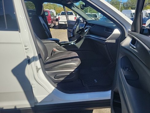 Used 2023 Jeep Grand Cherokee Altitude image 15