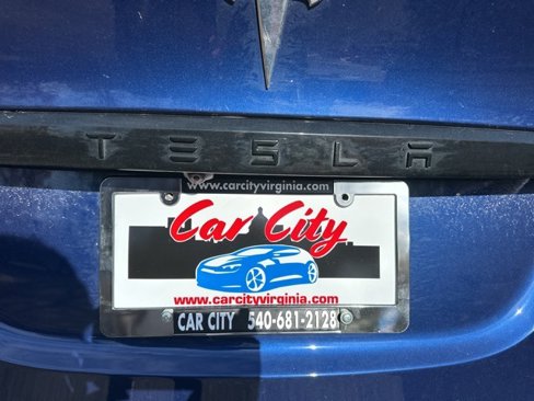 Used 2022 Tesla Model X image 10