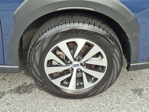 Certified 2025 Subaru Outback Premium w/ Popular Package #1A image 9