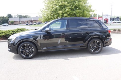 New 2025 Audi Q7 3.0T Prestige image 9