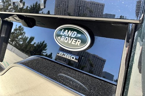 Used 2023 Land Rover Discovery HSE R-Dynamic image 32