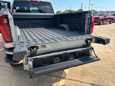 New 2026 GMC Sierra 2500 Denali Ultimate w/ Max Trailering Package image 17