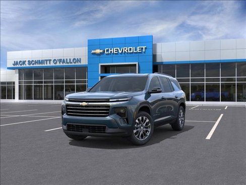 New 2026 Chevrolet Traverse LT w/ Sun and Wheel Package image 8