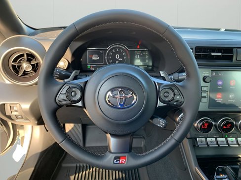 New 2025 Toyota GR86 image 25