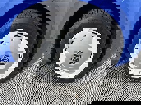 New 2025 Volkswagen ID. Buzz 1st Edition image 10