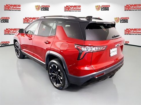 Used 2025 Chevrolet Equinox RS w/ Safety and Technology Package image 2