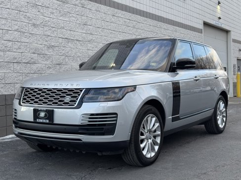 Used 2018 Land Rover Range Rover HSE image 2