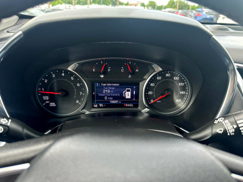 Used 2022 Chevrolet Equinox LT w/ Driver Convenience Package image 17