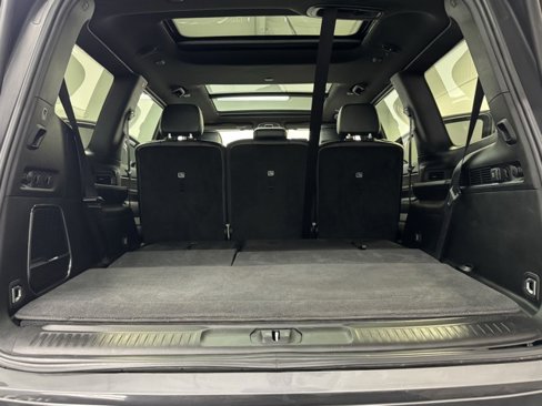 Used 2022 Jeep Wagoneer Series II w/ Premium Group I image 36