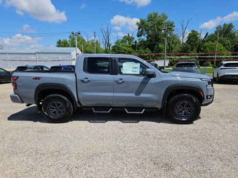New 2025 Nissan Frontier PRO-4X image 6