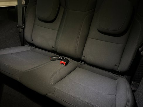 Certified 2021 Jeep Wrangler Sport S image 11