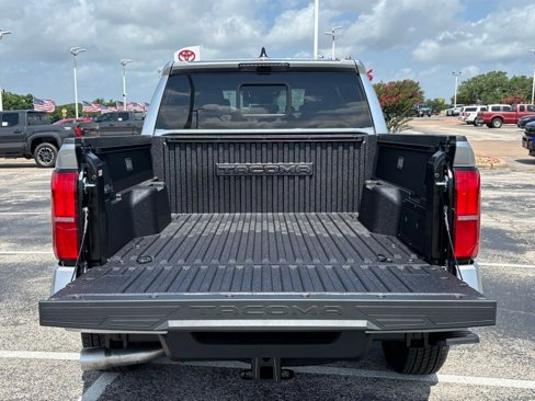 New 2025 Toyota Tacoma TRD Sport image 7