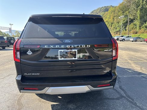 New 2025 Ford Expedition Max Platinum image 5
