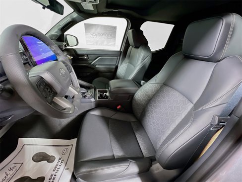 Certified 2025 Toyota Tacoma Limited image 19