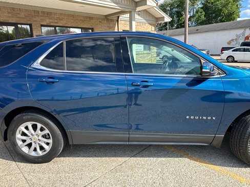 Used 2019 Chevrolet Equinox LT w/ Driver Convenience Package image 8