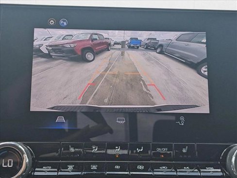 New 2025 Chevrolet Colorado LT image 12