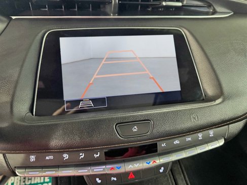 Used 2020 Cadillac XT4 Sport w/ Cold Weather Package image 18