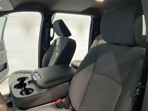 New 2024 RAM 2500 Tradesman w/ Towing Technology Group image 15