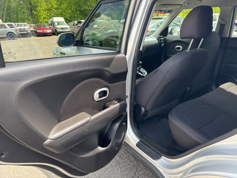 Used 2019 Kia Soul image 14