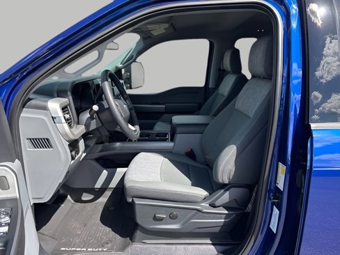 New 2026 Ford F250 XLT image 9