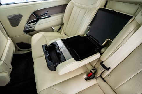 Used 2025 Land Rover Range Rover Long Wheelbase Autobiography image 55