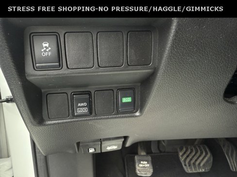 Used 2019 Nissan Rogue Sport S image 16