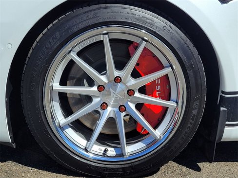 Used 2023 Tesla Model S image 9