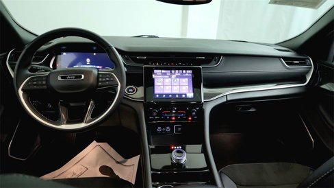 Used 2022 Jeep Grand Cherokee Altitude image 17
