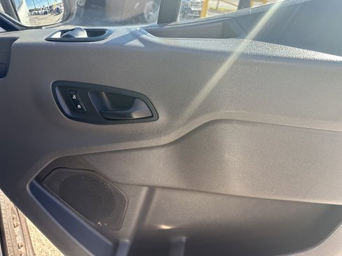 Used 2021 Ford Transit 350 XLT image 26