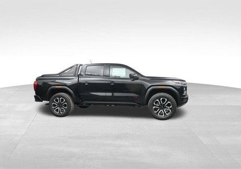 New 2025 GMC Canyon AT4 w/ Nightfall Edition image 8