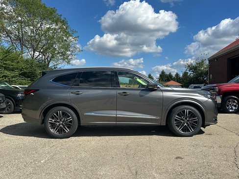 New 2026 Acura MDX w/ Advance Package image 3