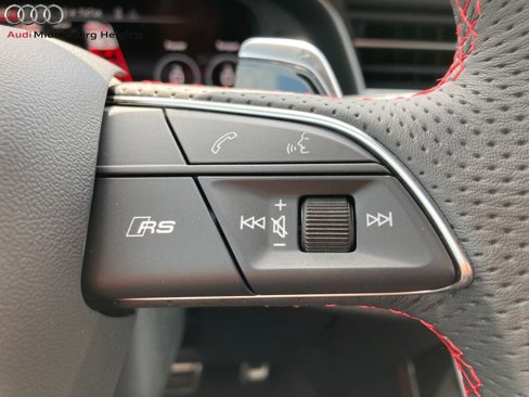 New 2025 Audi RS Q8 performance image 36