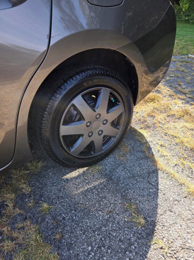 Used 2017 Toyota Corolla LE image 34