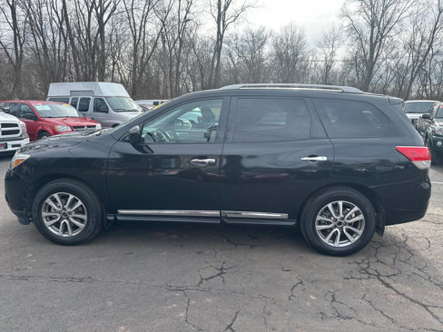 Used 2015 Nissan Pathfinder SL w/ SL Tech Package image 8