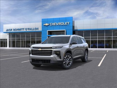 New 2026 Chevrolet Traverse LT w/ Sun and Wheel Package image 8