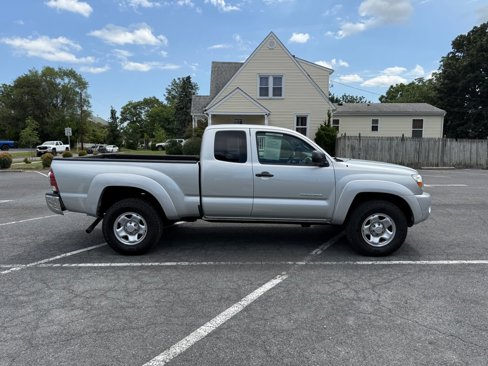Used 2008 Toyota Tacoma 4x4 Access Cab V6 image 2