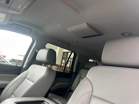 Used 2019 Chevrolet Tahoe LT image 13