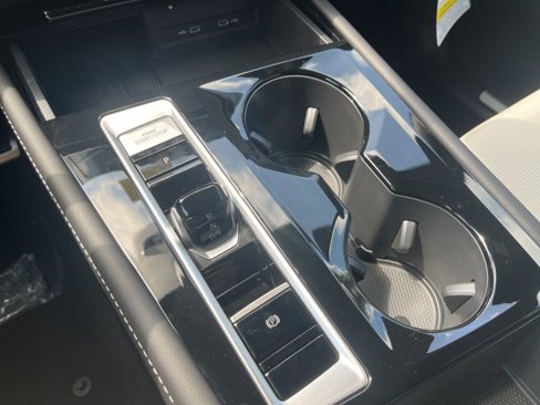 New 2026 Volkswagen Atlas Cross Sport SEL Premium R-Line image 19