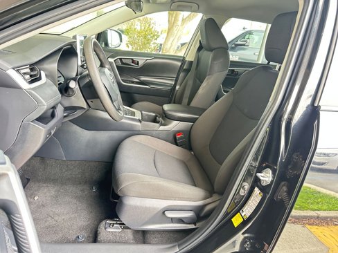 Used 2025 Toyota RAV4 LE image 36