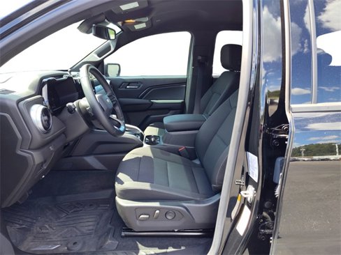 Used 2023 Chevrolet Colorado LT w/ LT Convenience Package II image 13