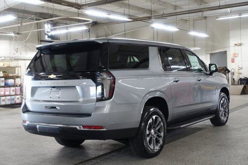 New 2025 Chevrolet Suburban LT w/ Comfort Package image 7