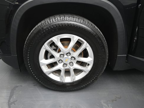 Used 2020 Chevrolet Traverse LS image 19