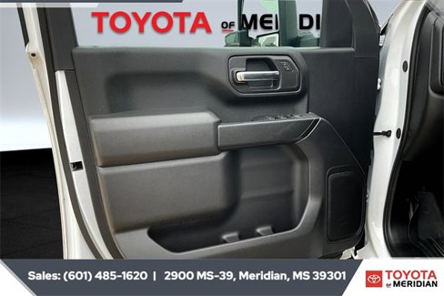 Used 2024 Chevrolet Silverado 3500 W/T image 17