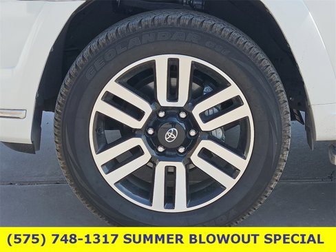 Used 2024 Toyota 4Runner Limited image 9