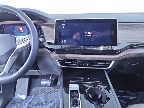 New 2025 Volkswagen Atlas SEL image 17