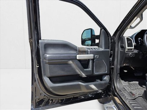 Used 2021 Ford F250 Lariat image 14