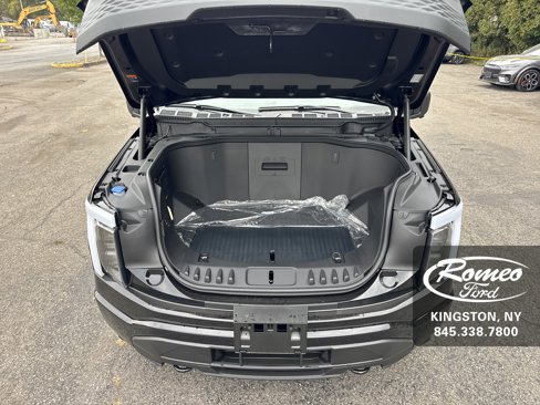 New 2025 Ford F150 Lightning XLT image 9