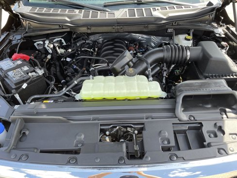New 2025 Ford F150 Lariat w/ Equipment Group 502A High image 37